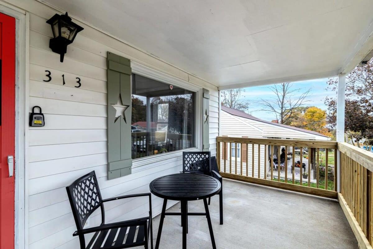 New River Gorge Cottage W Hot Tub, Fire Pit, Grill Oak Hill Dış mekan fotoğraf