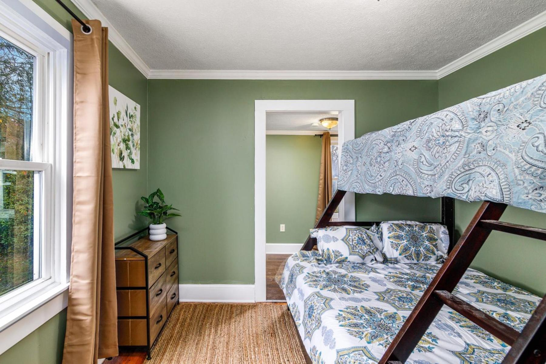 New River Gorge Cottage W Hot Tub, Fire Pit, Grill Oak Hill Dış mekan fotoğraf